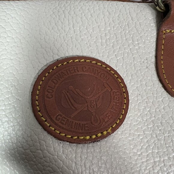 NWT Coldwater Canyon Women's Genuine Split Leather Crossbody Purse Cream Brown - Picture 5 of 12